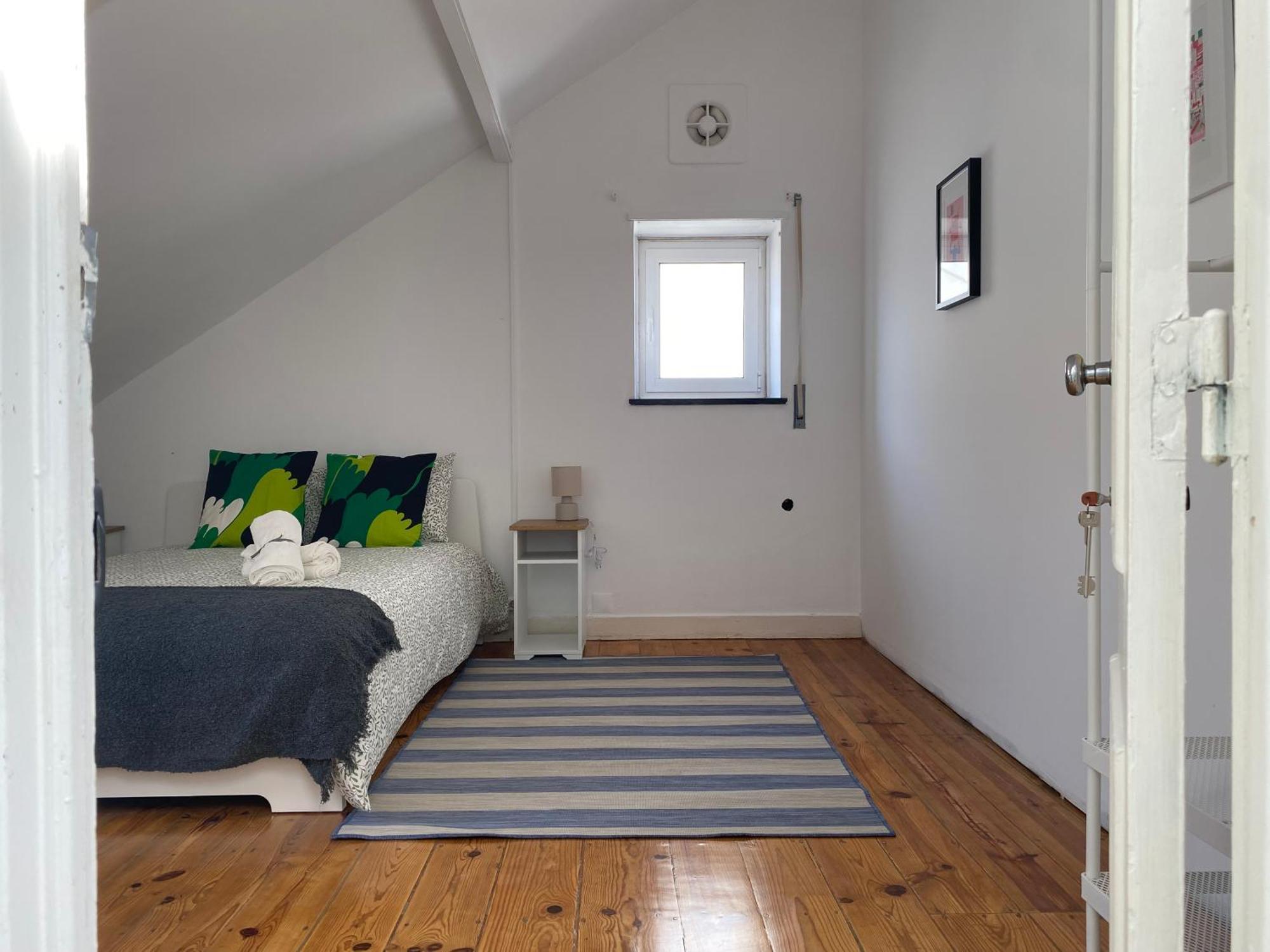 Terrace House Hostel Lisbon Bagian luar foto