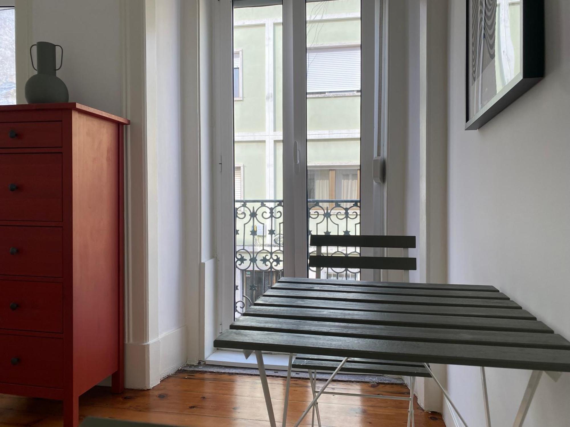 Terrace House Hostel Lisbon Bagian luar foto
