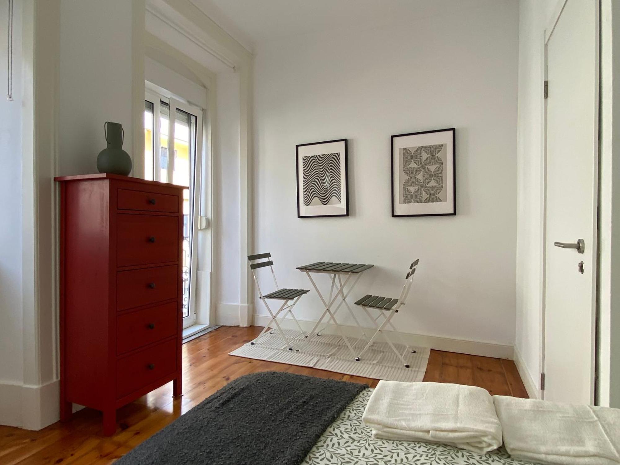 Terrace House Hostel Lisbon Bagian luar foto
